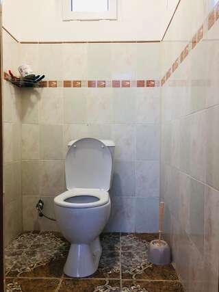 Гостевой дом Отдых у Анаиды Гагра Бюджетный двухместный номер с 1 кроватью-4